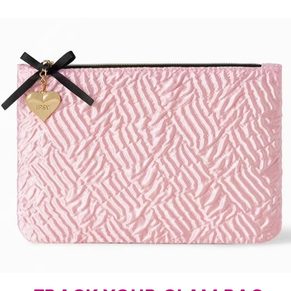 Ipsy pink ruffled makeup bag with gold heart zipper pull with black bow - Picture 3 of 3